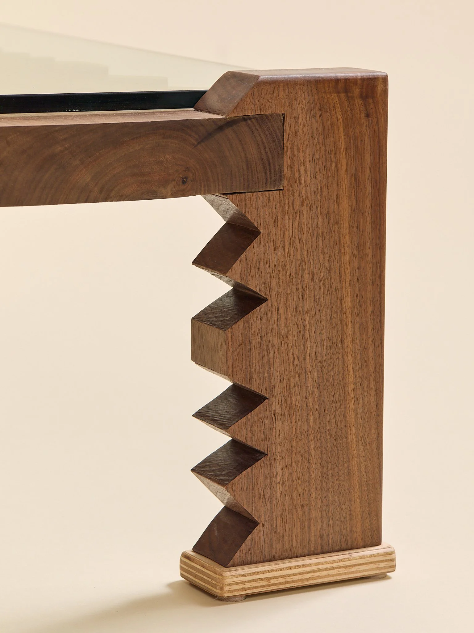 320_ThePlyBoySpecialWalnutZigZagCoffeeTable_08.jpg