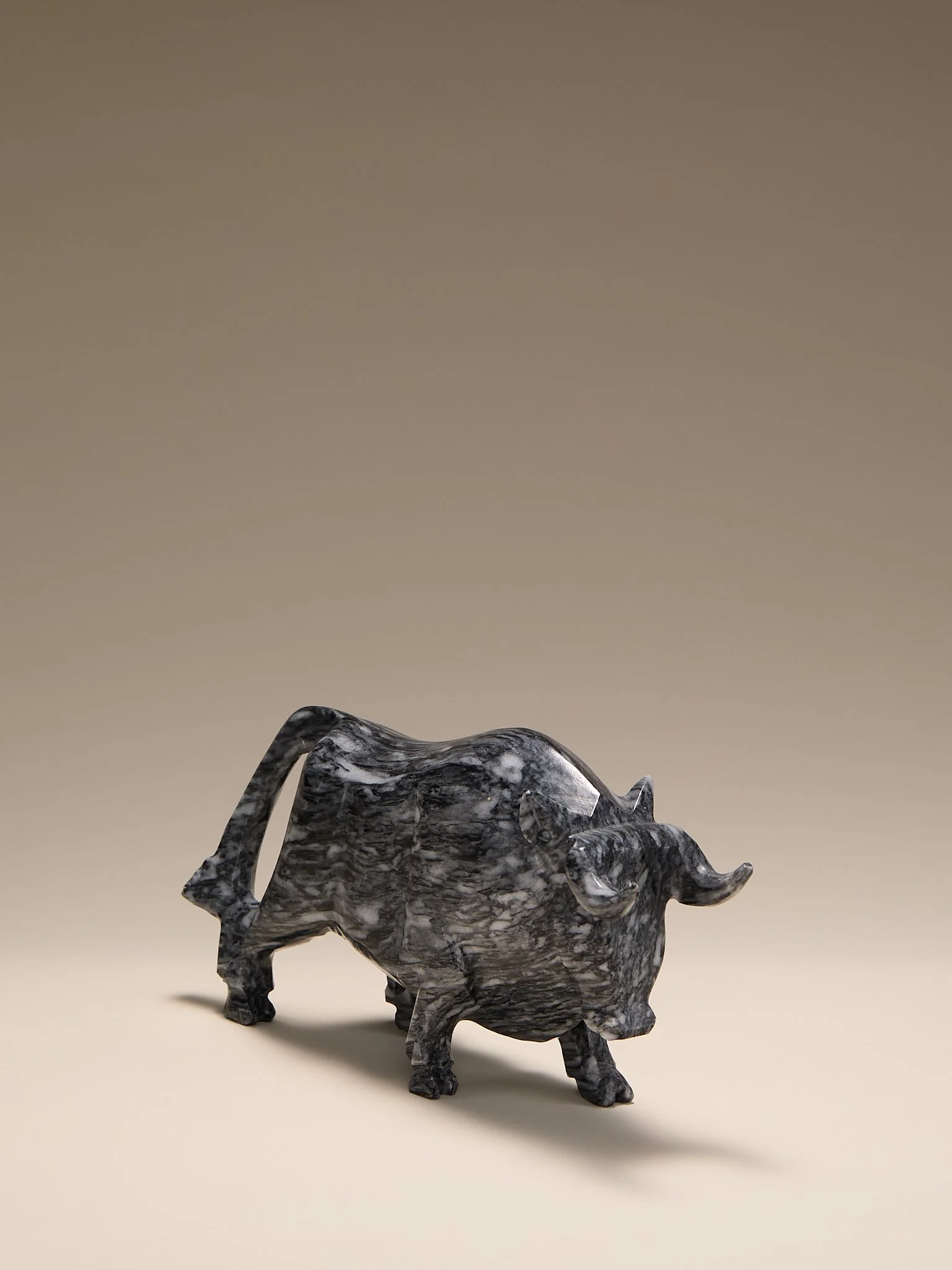 183_TheVintageHandCarvedSerpentineStoneBullSculpture_003.jpg