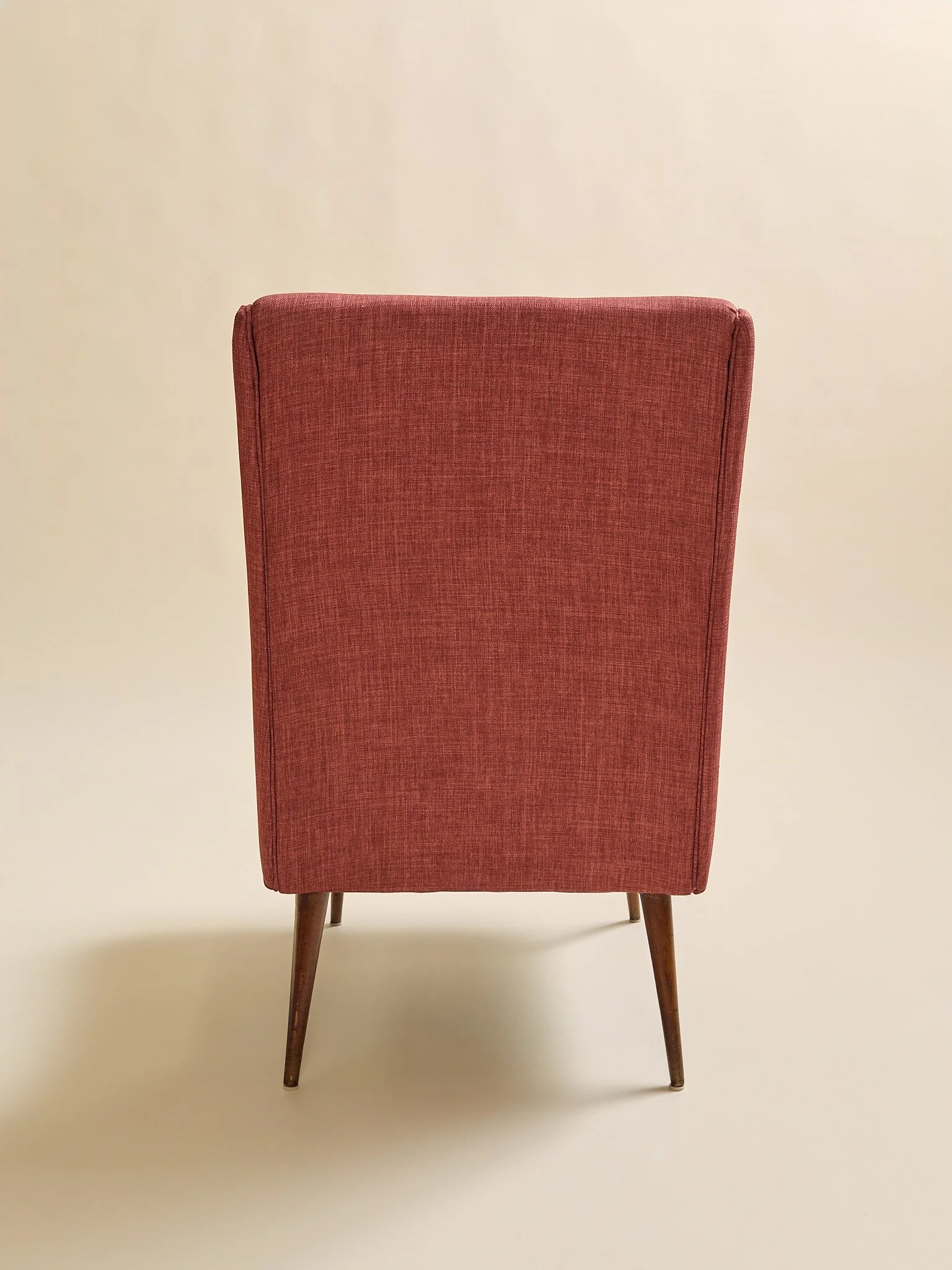 310_TheVintage1950sSlipperChairs_05.jpg