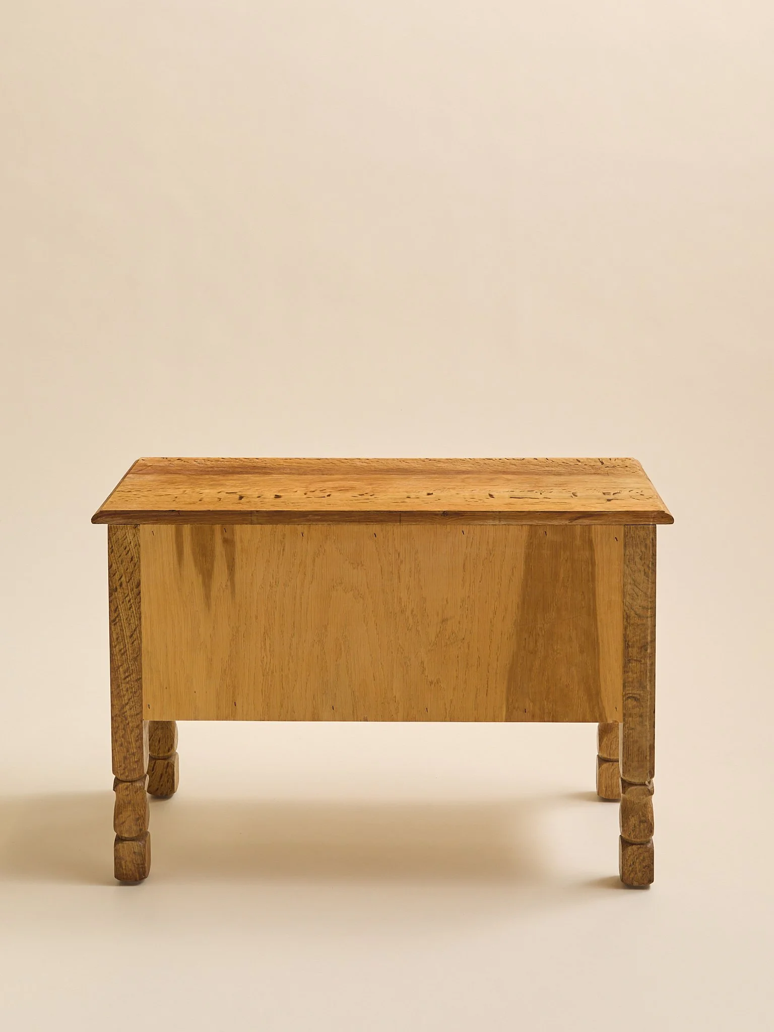 366_TheVintageDanishOakLowChestStyleOfKjaernulf.1970S_060.jpg
