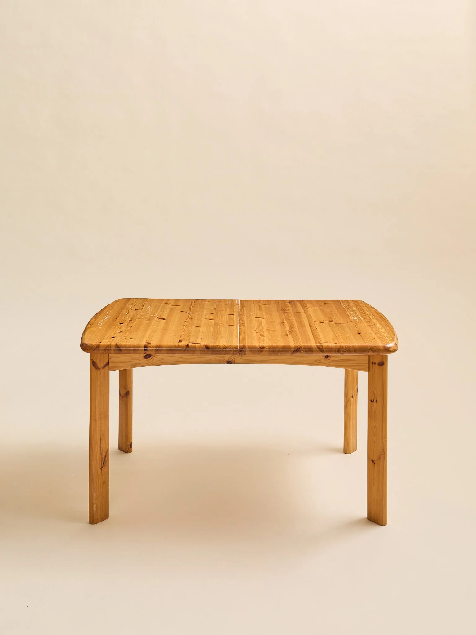 390_TheVintageDaumillerStylePineExtendingDiningTable1970S_04.jpg