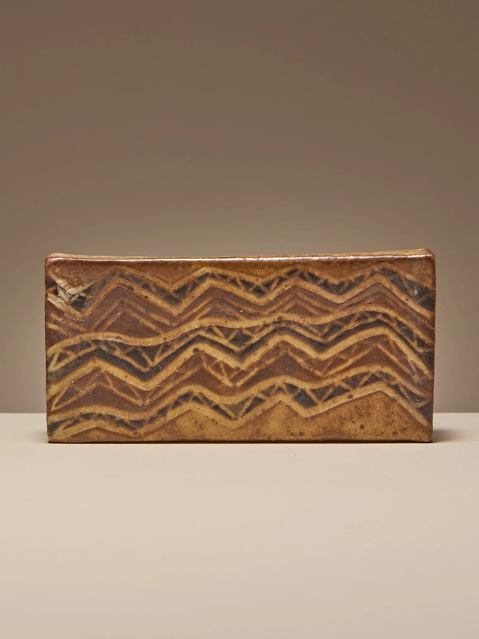 329_TheVintageStudioPotteryRectangleWavyVessel_004.jpg