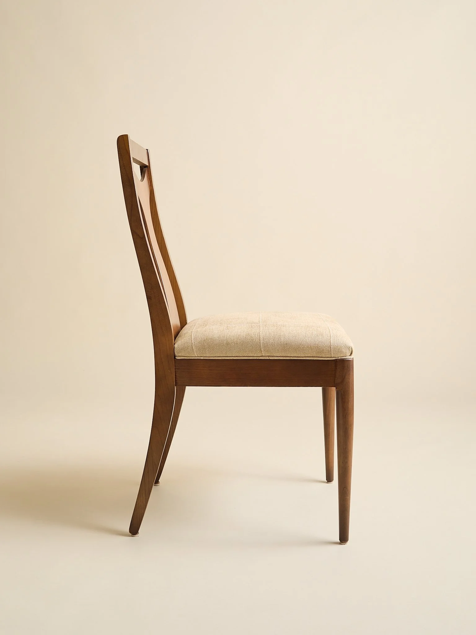 412_TheVintage1960sMCMWalnutDiningChairs_10.jpg