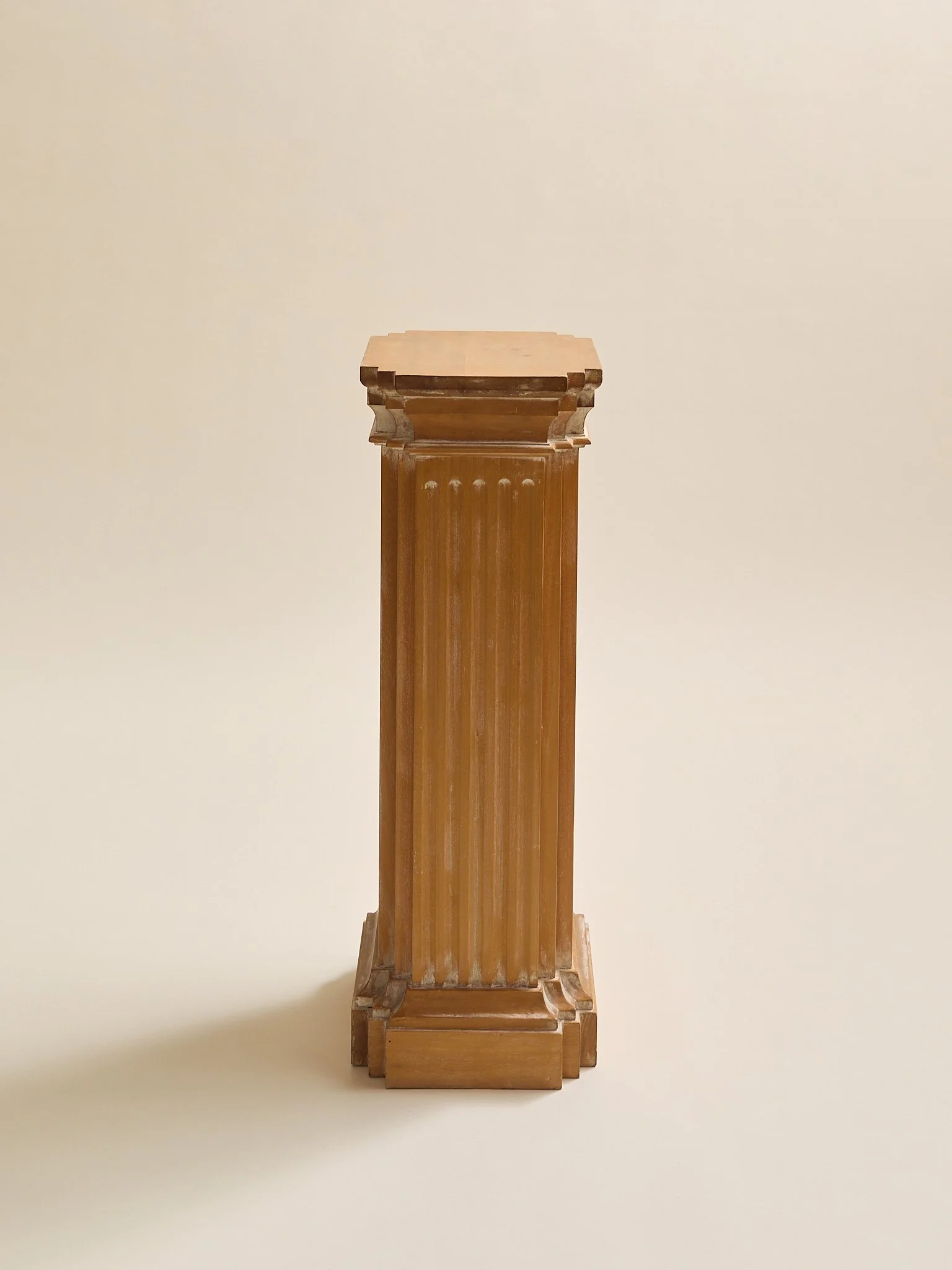 295_EthanAllenDoricStyleWoodPedestal_01.jpg