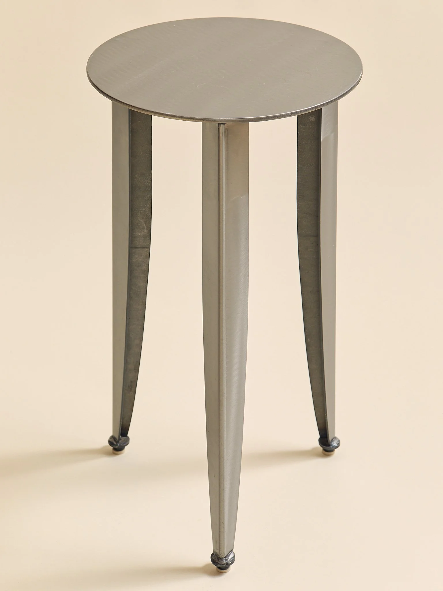 318_PairofIndustrialModernBrushedSteelCircularSideTables_08.jpg