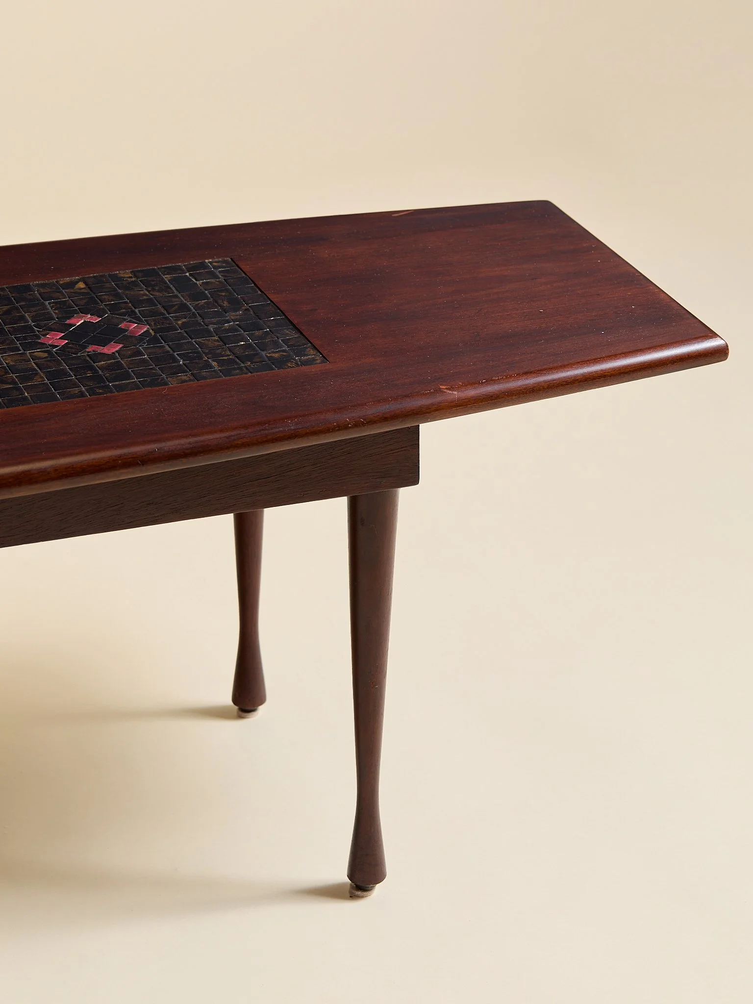 397_TheVintageMahogany&MosaicTileCoffeeTable_03.jpg