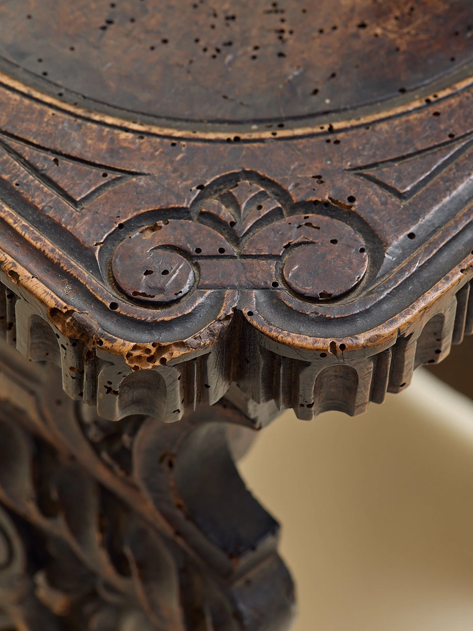 356_AntiqueWormwoodCarvedSgabelloChair_10.jpg