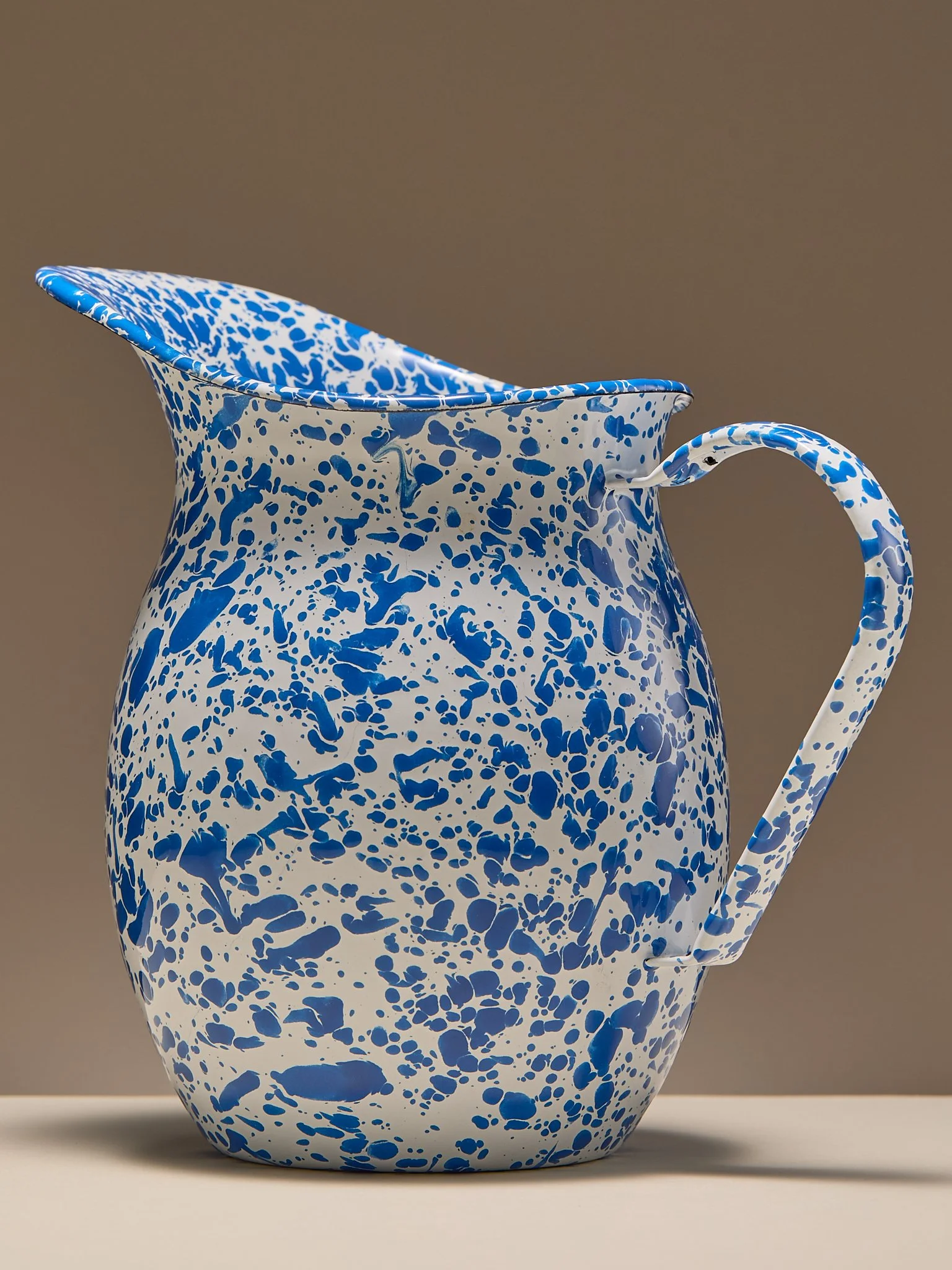 332_TheVintageBlueSplatterwarePitcher_006.jpg