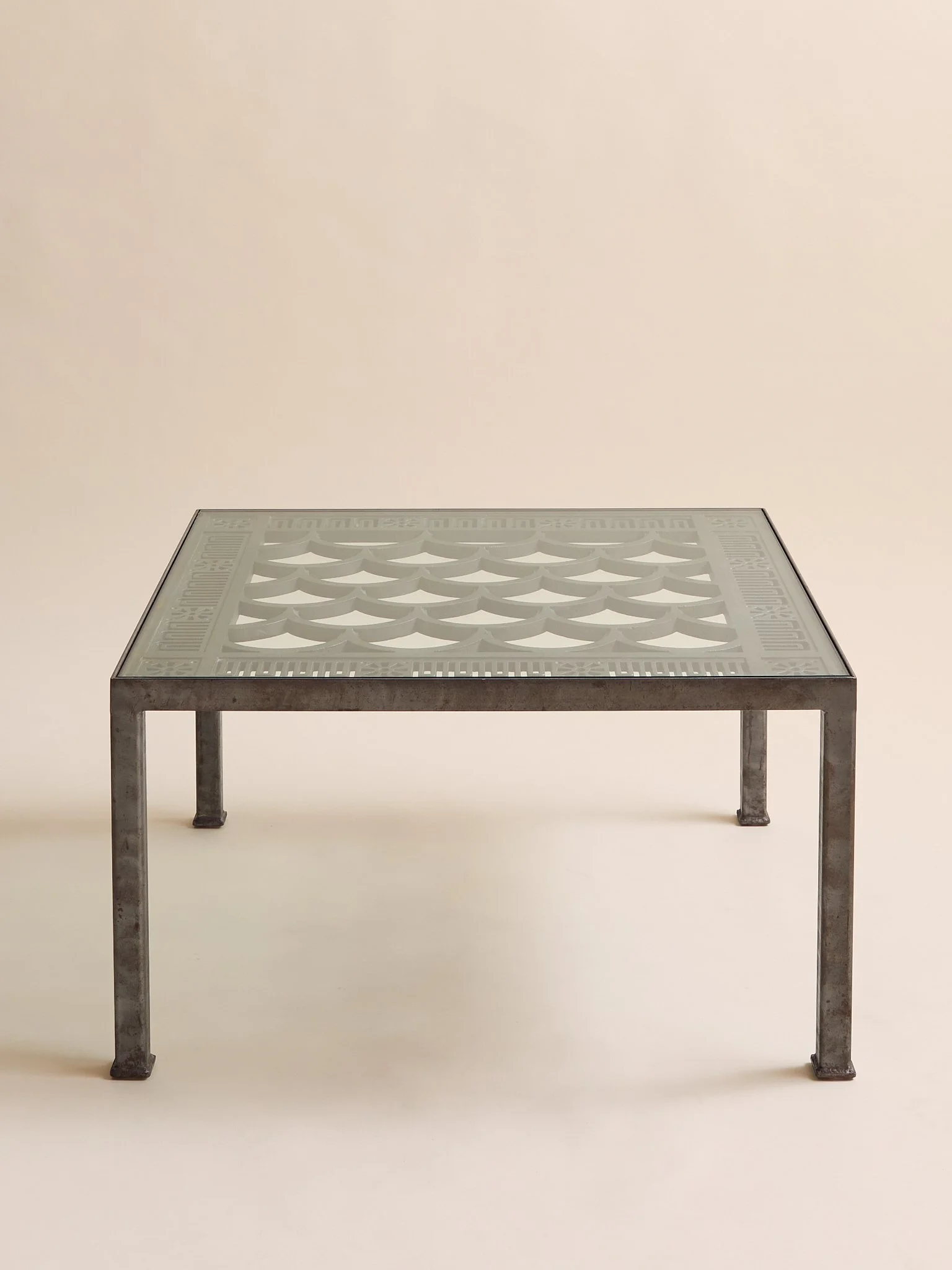 130_TheVintageCastIronAndGlassScaleMotifCoffeeTable_001.jpg
