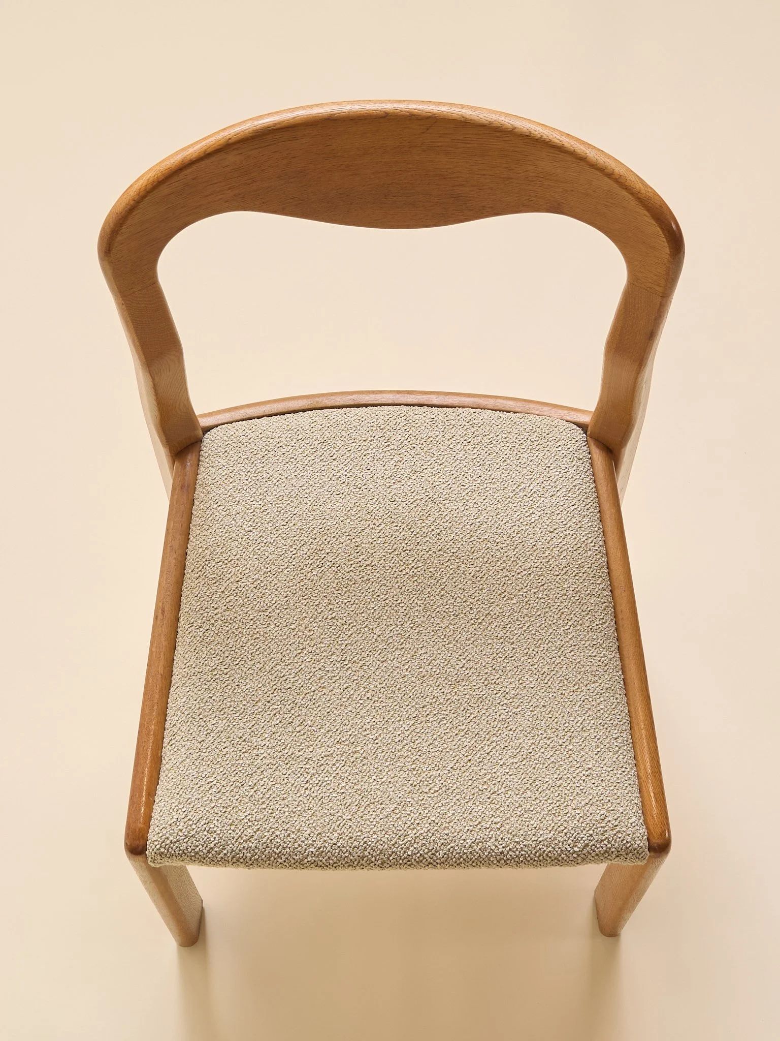 378_TheVintageStyleOfMollerOak&BoucleDiningChairs1970s_08.jpg