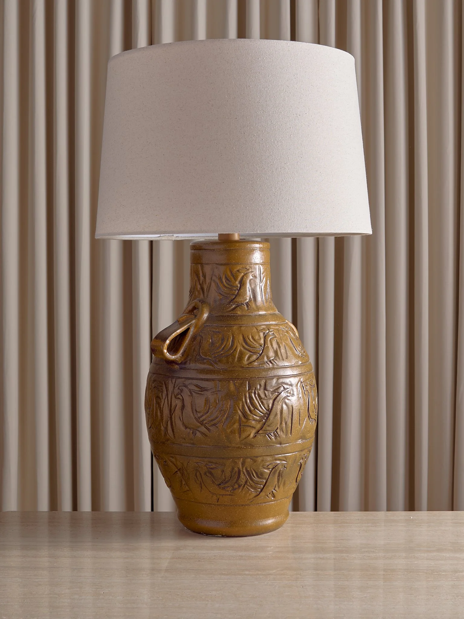 112_TheVintageHandmadeCeramicCarvedLamp_003.jpg