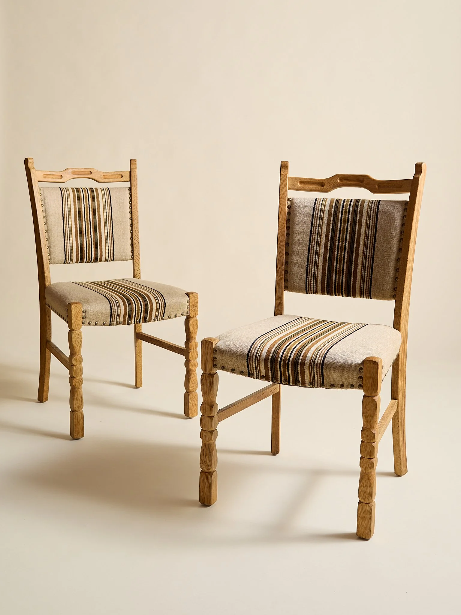408_TheVintageBrownStripeHenningKjaernulfDiningChairs_03 1.jpg