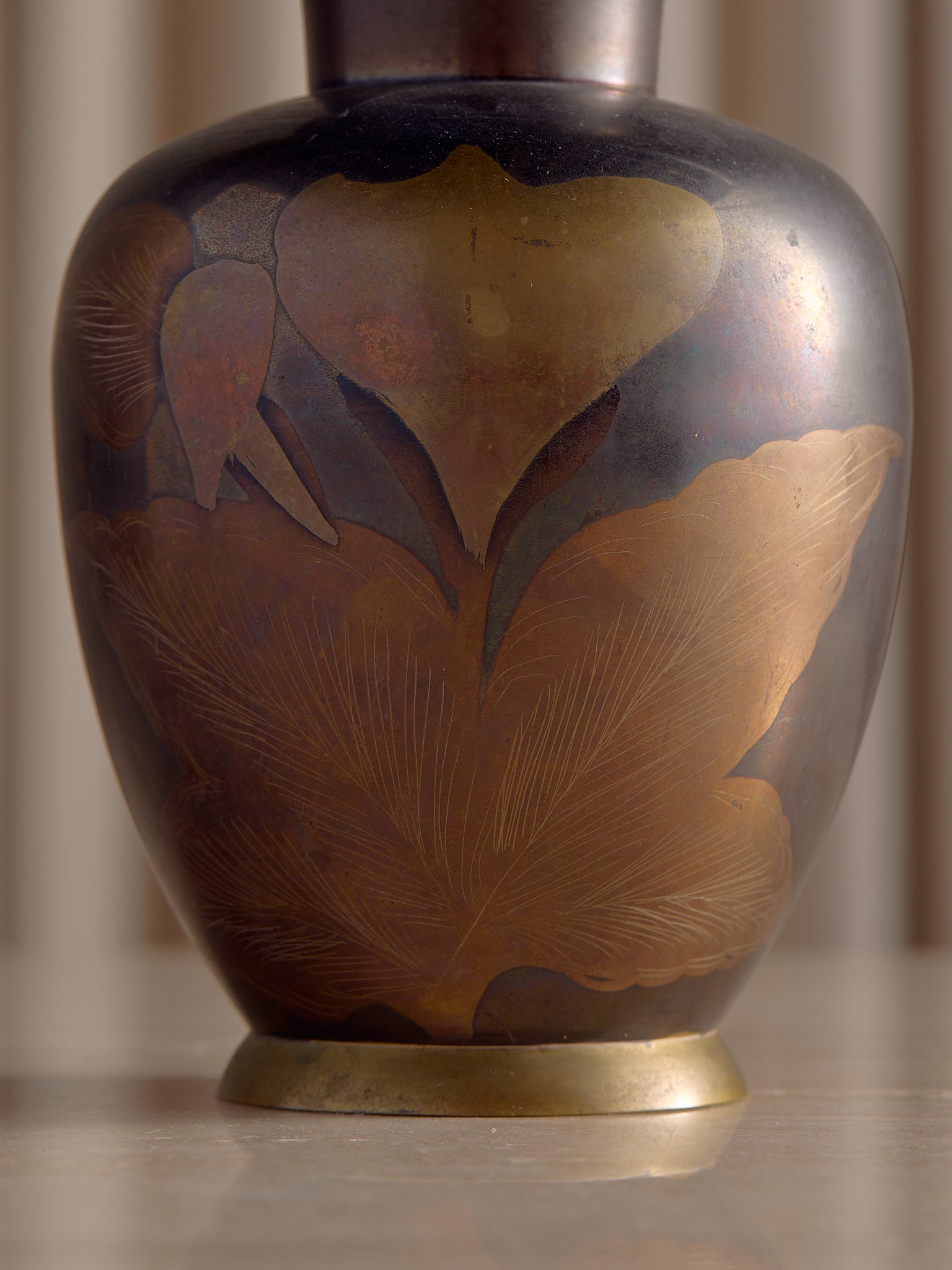 66_TheVintageBrassEtchedPictoralVase_004.jpg