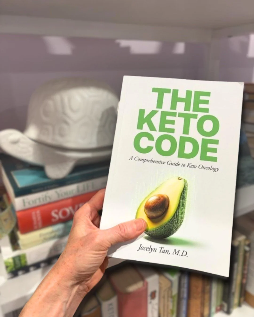 Book I&rsquo;m reading right now: The Keto Code, A Comprehensive Guide to Keto Oncology by Dr. Jocelyn Tan, MD

I&rsquo;m diving into Dr. Tan&rsquo;s work because it speaks to a question many of our patients ask:
&ldquo;How can metabolic therapy&mdas