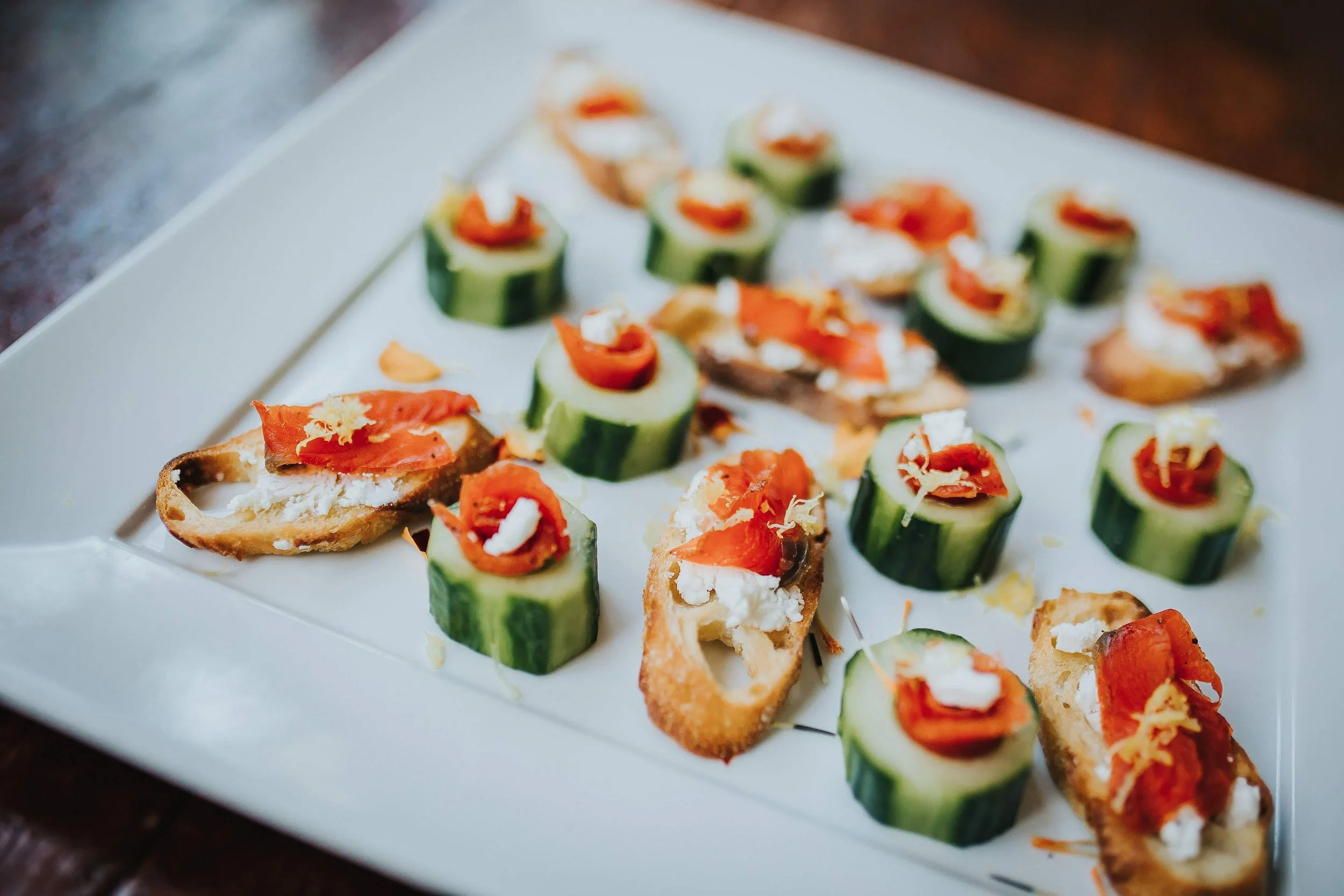CedarSchoolHiveCateringTroutdalePortlandOregonWeddingPhotographerRebeccaRizzo-72.jpg
