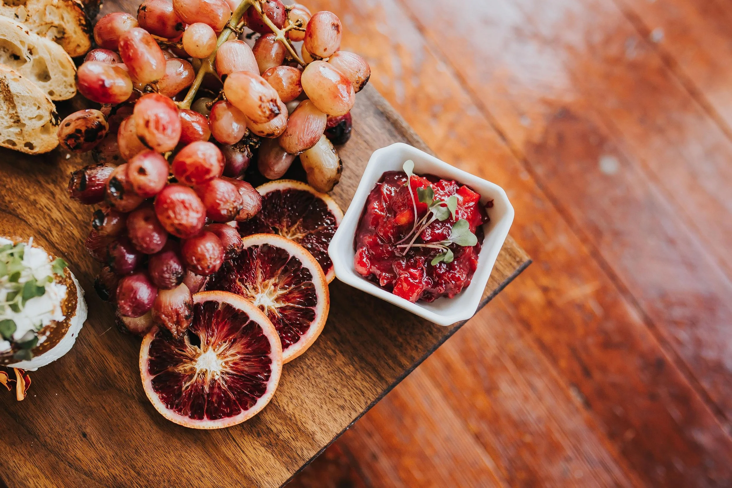 CedarSchoolHiveCateringTroutdalePortlandOregonWeddingPhotographerRebeccaRizzo-101.jpg