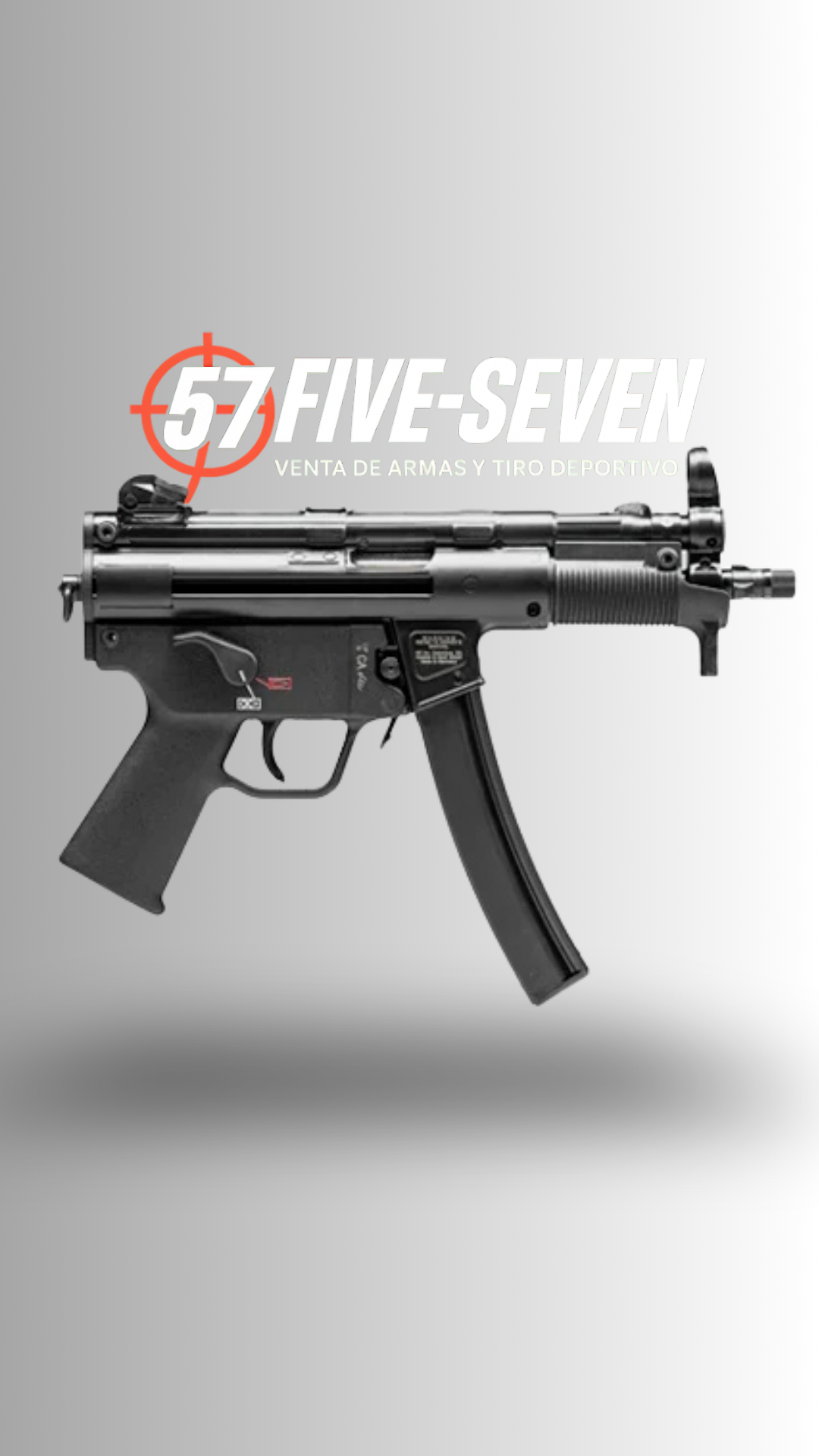 Una pistola de color negro con detalles metálicos sobre un fondo gris degradado. HK mp5