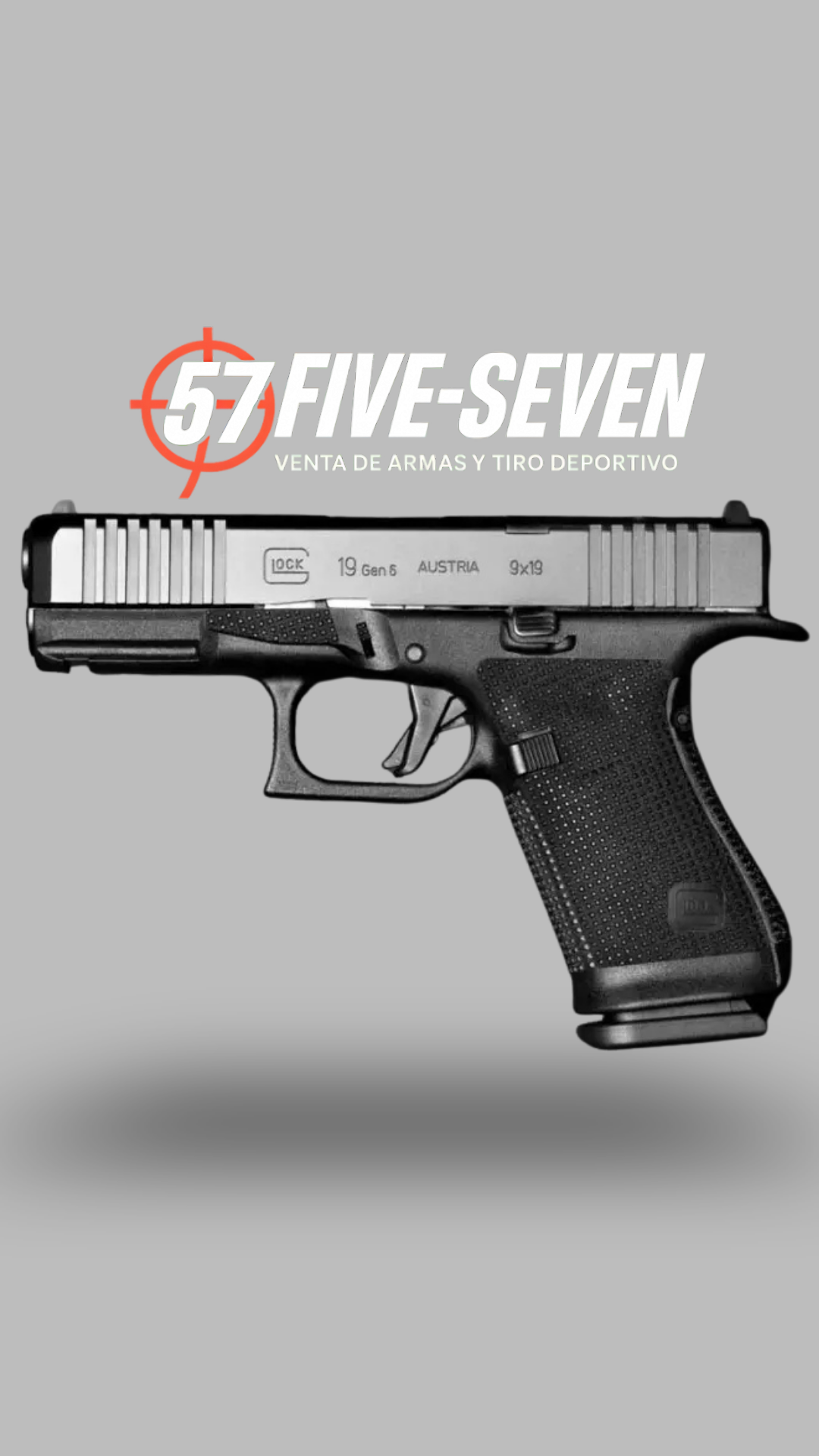 Una pistola semiautomática de color negro con detalles metálicos, marca Glock, calibre 9x19, modelo 19 Gen 6, en posición horizontal sobre un fondo gris. glock 19 generacion 6
