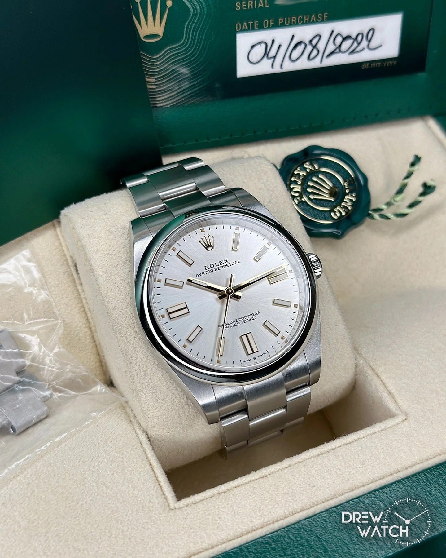 Rolex Oyster Perpetual 41mm
Ref : 124300
Ann&eacute;e : 2022
Full Set 
VENDUE 🫡

Disponible imm&eacute;diatement chez @drew_watch 🔥
MP pour plus d&rsquo;infos ou WhatsApp 📲
+33 6 40 69 97 65

#rolex #daytona #rolexdaytona #watches #watch #rolexwat