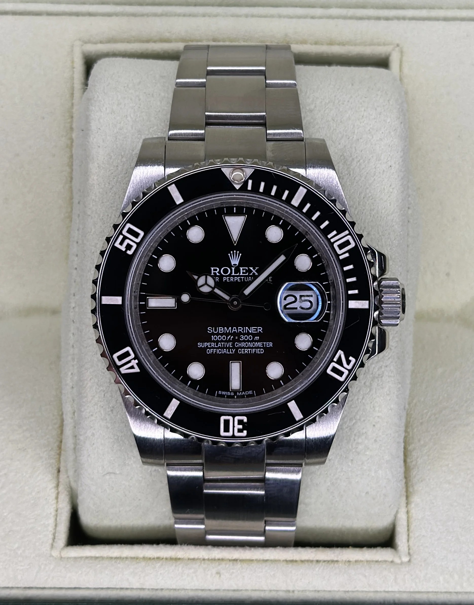 Rolex Submariner Date