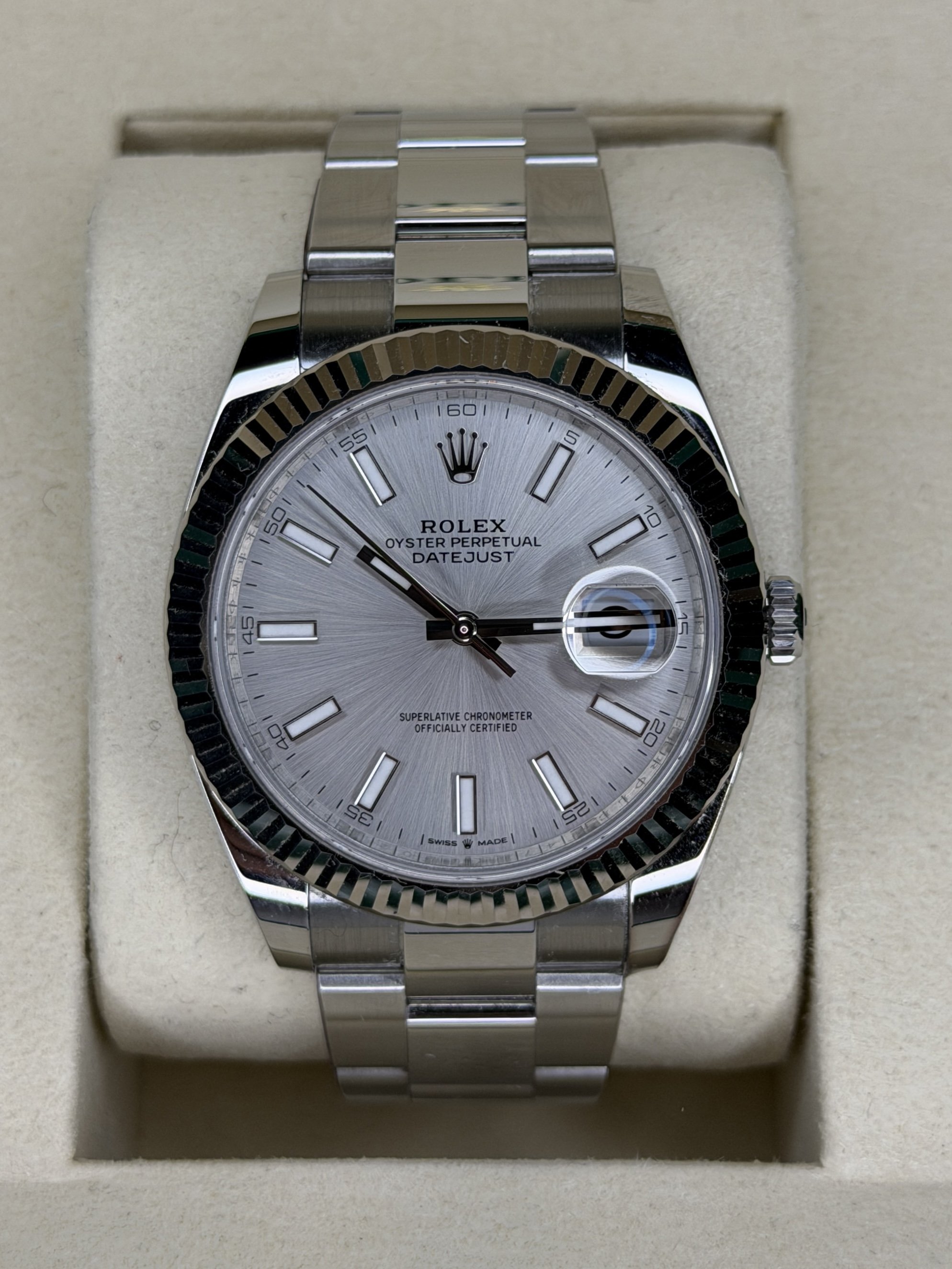 Rolex Datejust 41mm Silver