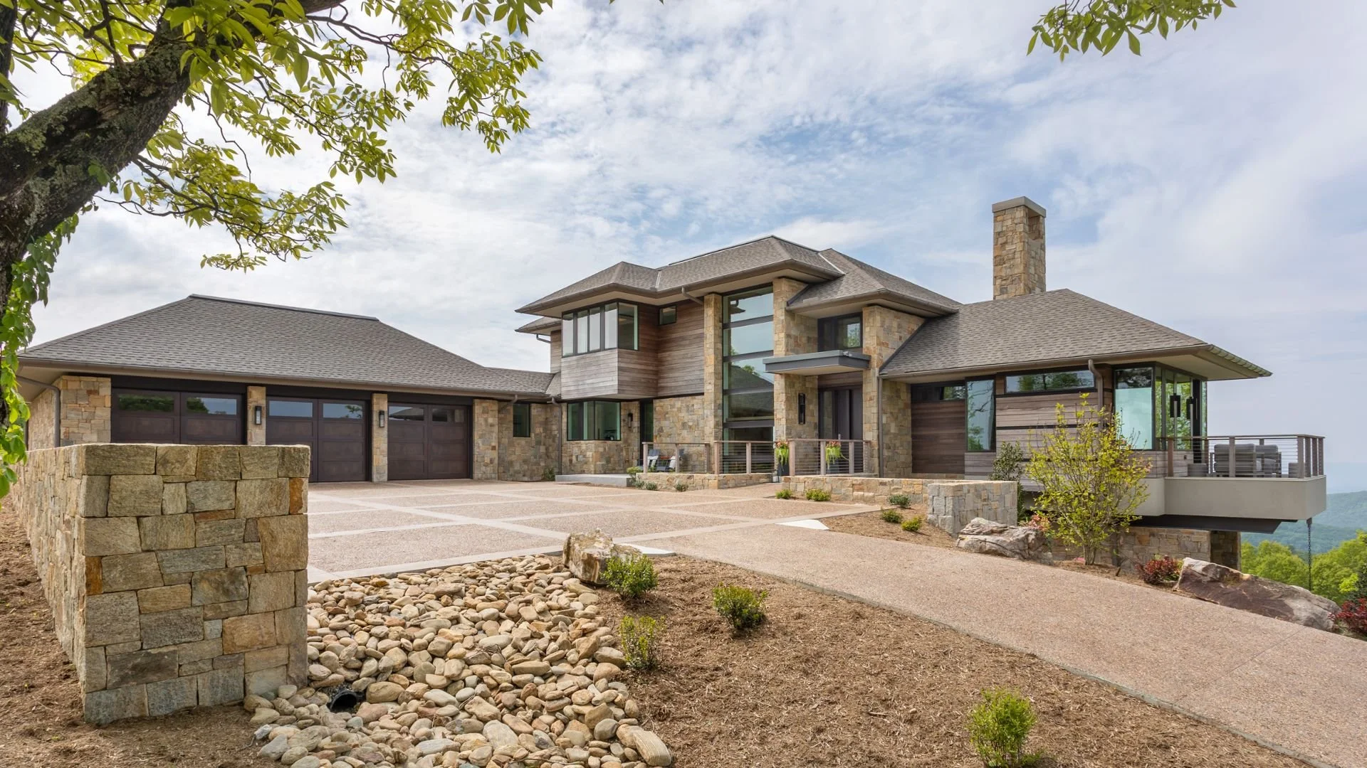 An image of Snow Ridge Residence.