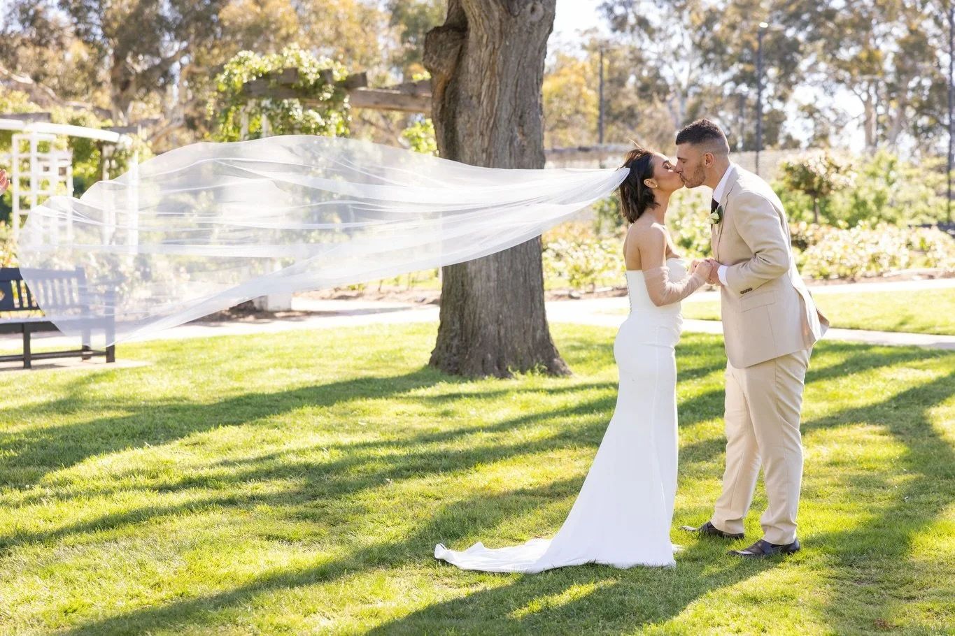 Maria + Frank 🥰🫶🏼 || 

Italians do it better 🇮🇹😁

What an honour it was to&nbsp;marry two of some of my favourite humans; my friend of 5+ years Maria, and my gym partner Frank. Yes, I literally spot this man through chest presses at the gym and