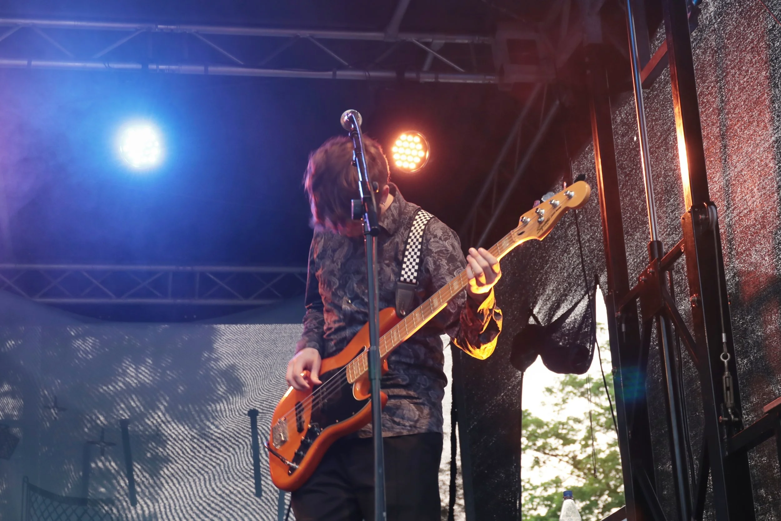 Moritz schüttelt kopf Scharbeutz).jpg