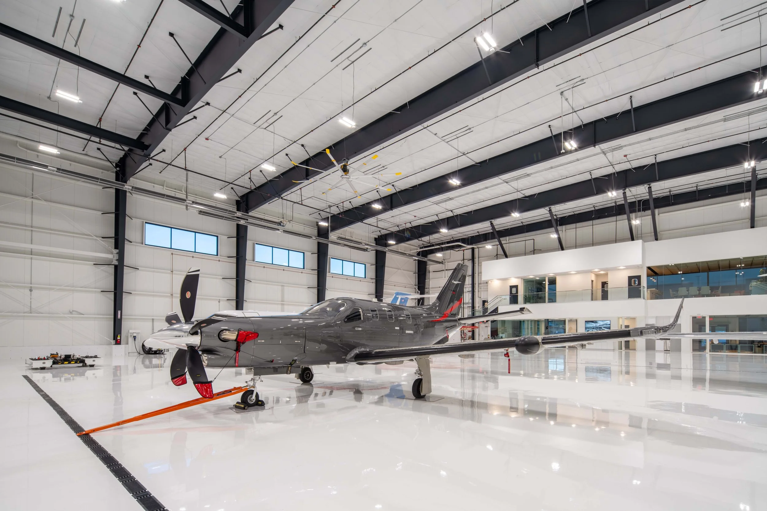 Private Hanger-33.jpg