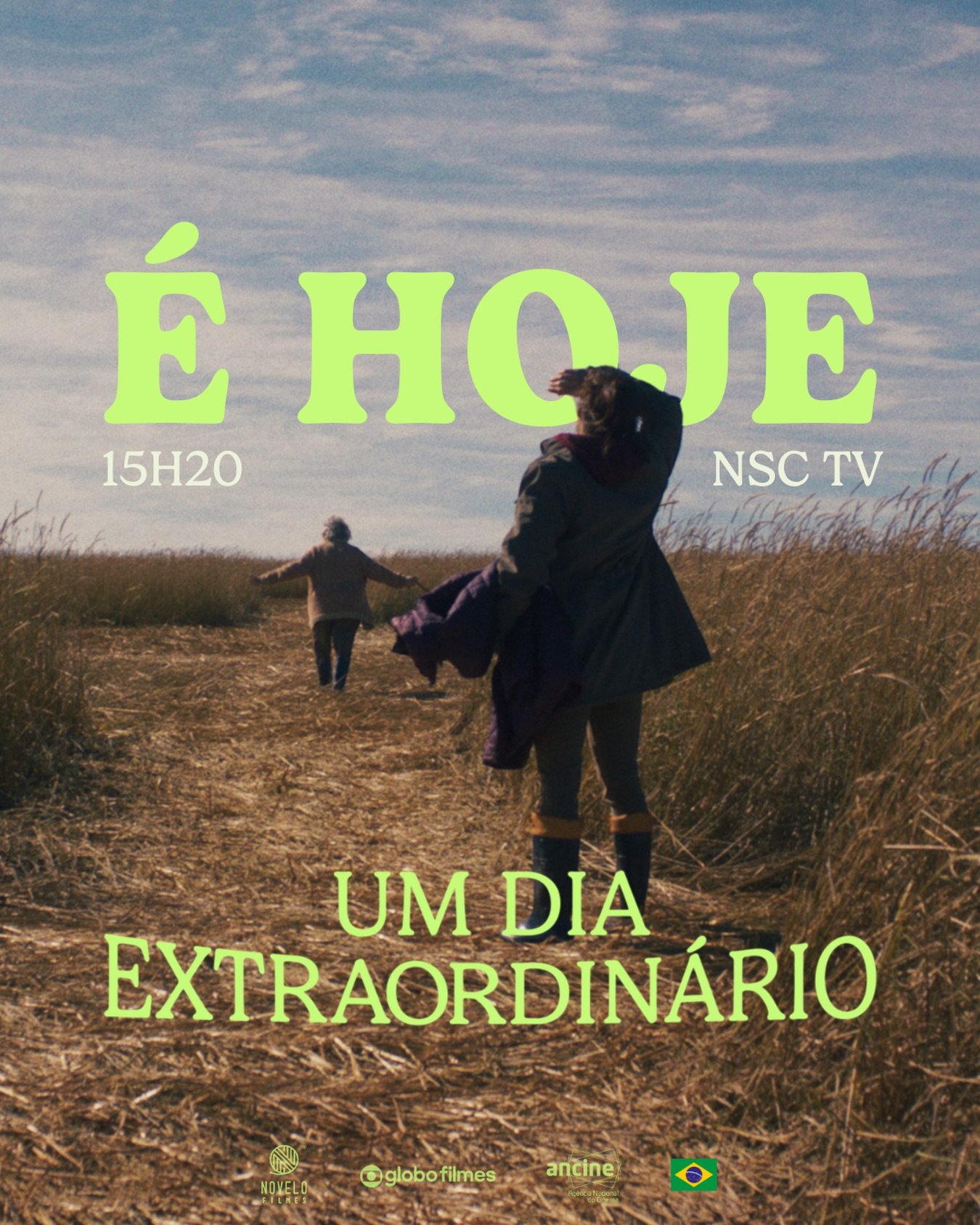 Hoje &eacute; UM DIA EXTRAORDIN&Aacute;RIO para n&oacute;s, catarinenses! Vem assistir e se emocionar &agrave;s 15h20, na @nsctvoficial! Bota o alarme pra n&atilde;o esquecer, viu? 

&Eacute; um filme nosso, feito aqui, pra voc&ecirc;s. ✨

&ldquo;Um 