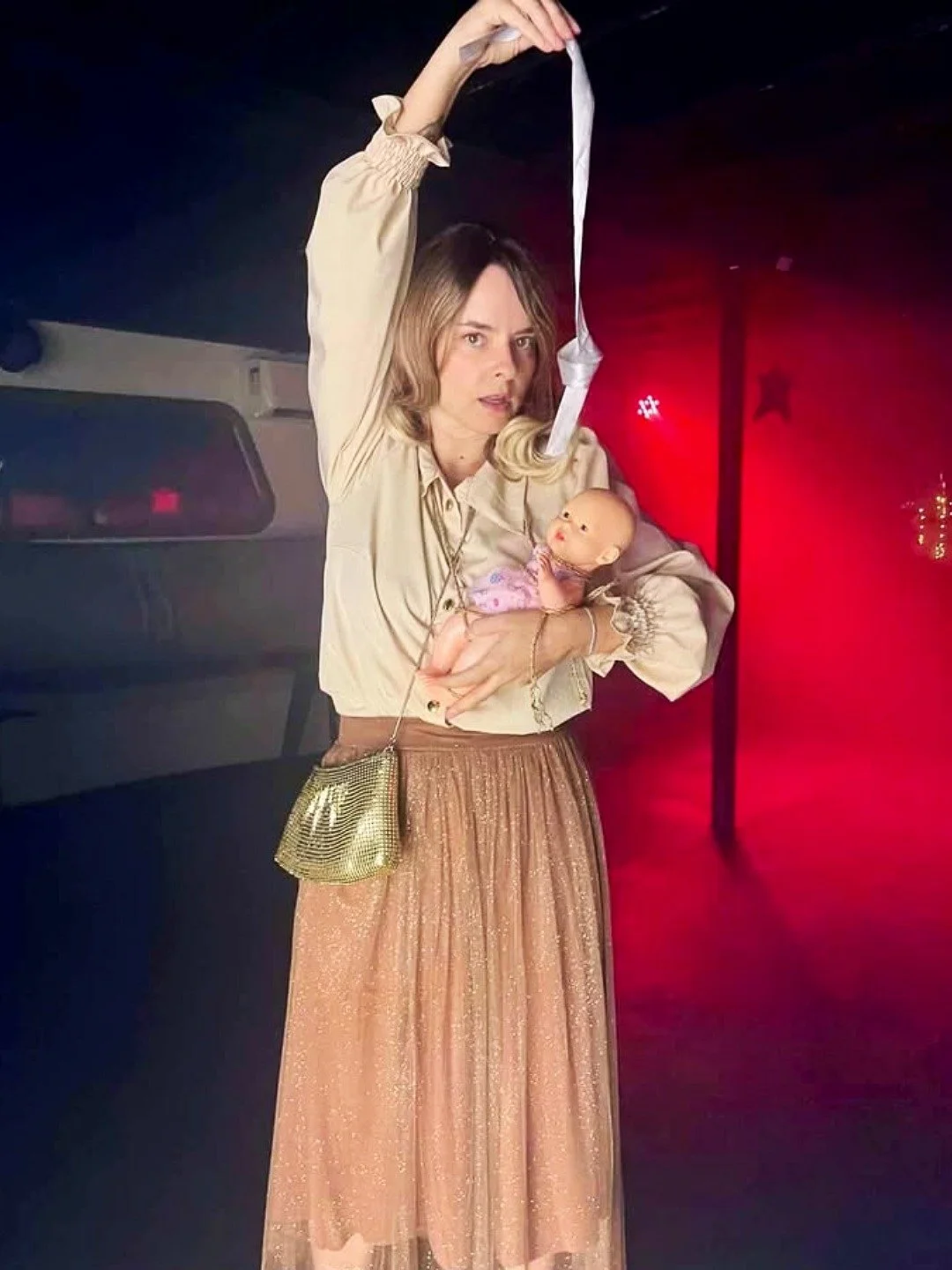 Algu&eacute;m assistiu ao Virtuosas e foi &agrave; festinha do @fantaspoa fantasiada de Lorena Canolo 😍 

Voc&ecirc; definitivamente vale mais do que rubis, @catu_rita. Obrigada a vc e @fesanches pelas fotos!