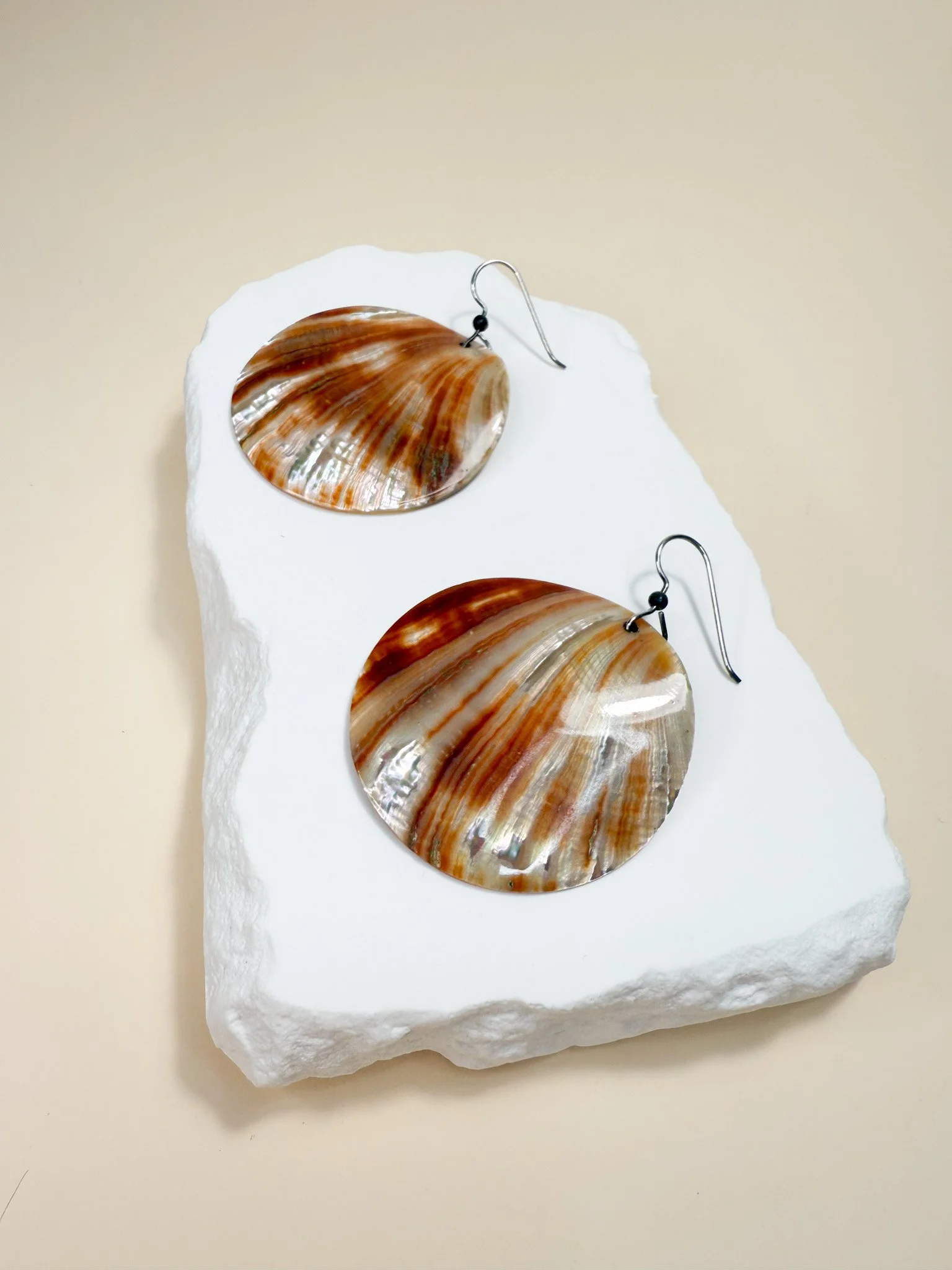 Round Shell Earrings