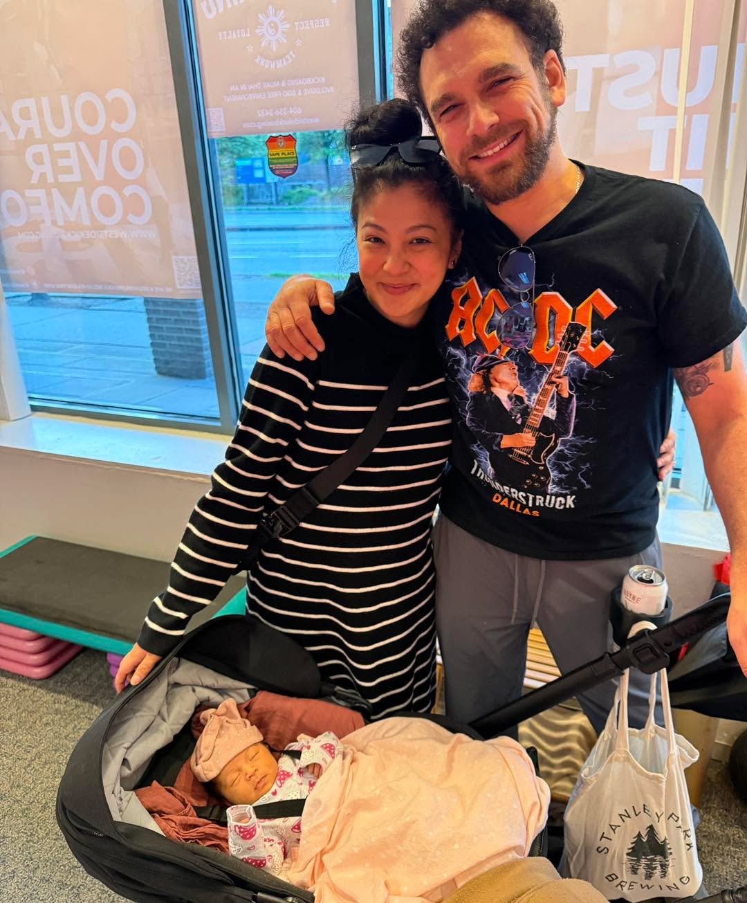 Welcome to the world beautiful baby Yael!! 🥰🥰🥰🥰🥰
Congratulations to Cat and Serge!! @catyusha @19.sgs
And thanks so much for the VERY generous purchase of 30 raffle tickets!!!