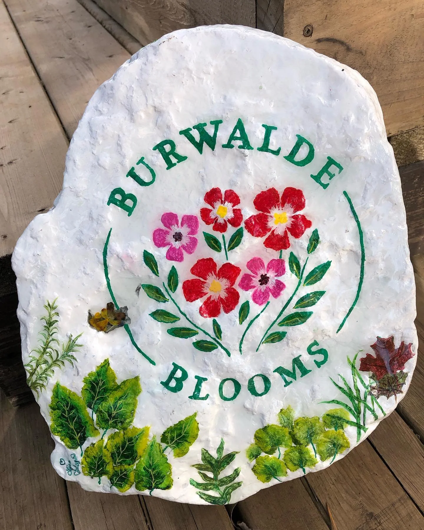 Thank you Lisa , @Artistry By Lisa Salazar, for this beautiful hand painted  garden stone. Great addition to the flower farm.