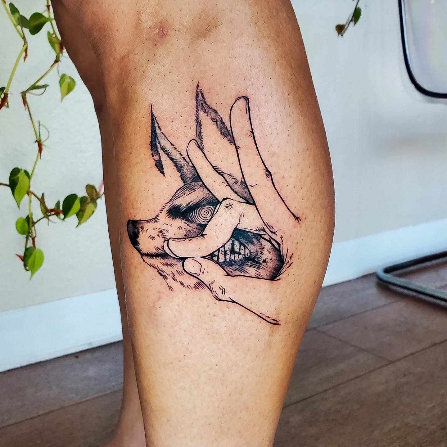 Kon ~ π¦ I still need to get up to date with chainsaw man ~ 
I love love love doing art from manga panels ~ more please ~ β€
Bookings open, email midnightvelvetink@gmail.com for any inquiries ~
-
-
#sacramentotattooartist #animetattoo #mangatattoo #