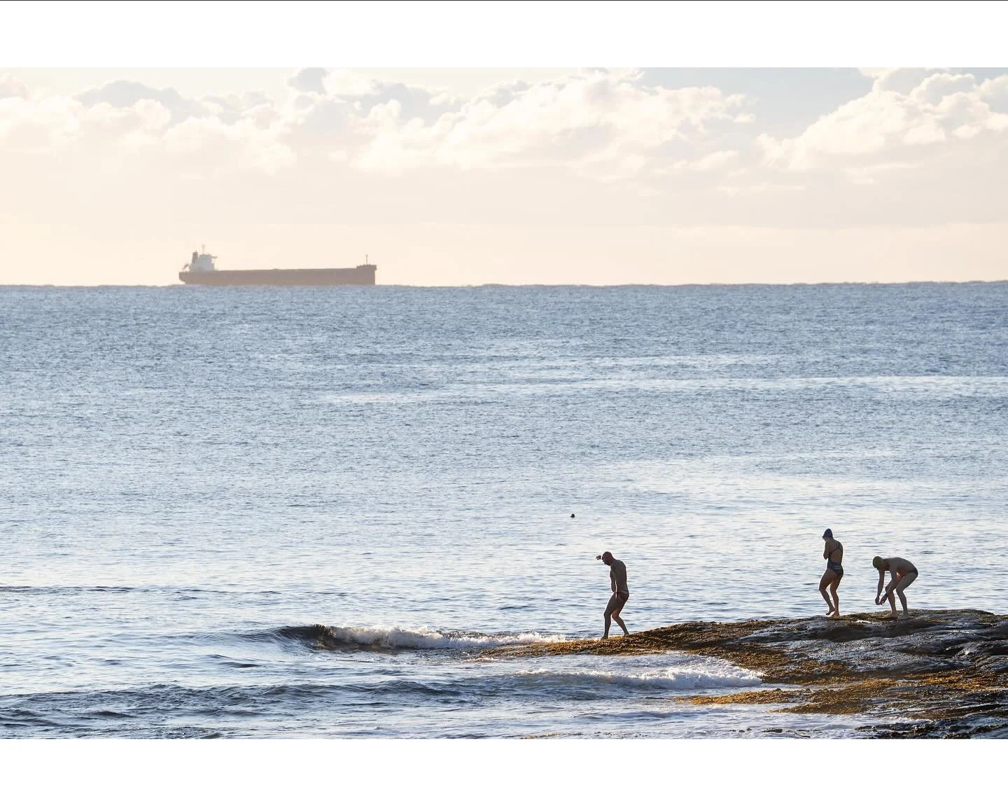 &ldquo;You are the entire ocean in a drop&rdquo;
.
.
.
#ocean #sea #ship #swim #beach #horizon #sky #clouds #landscape #landscapephotography #coast