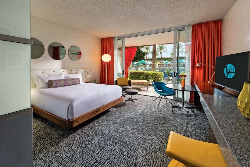 Sky Side (bright farmhouse)