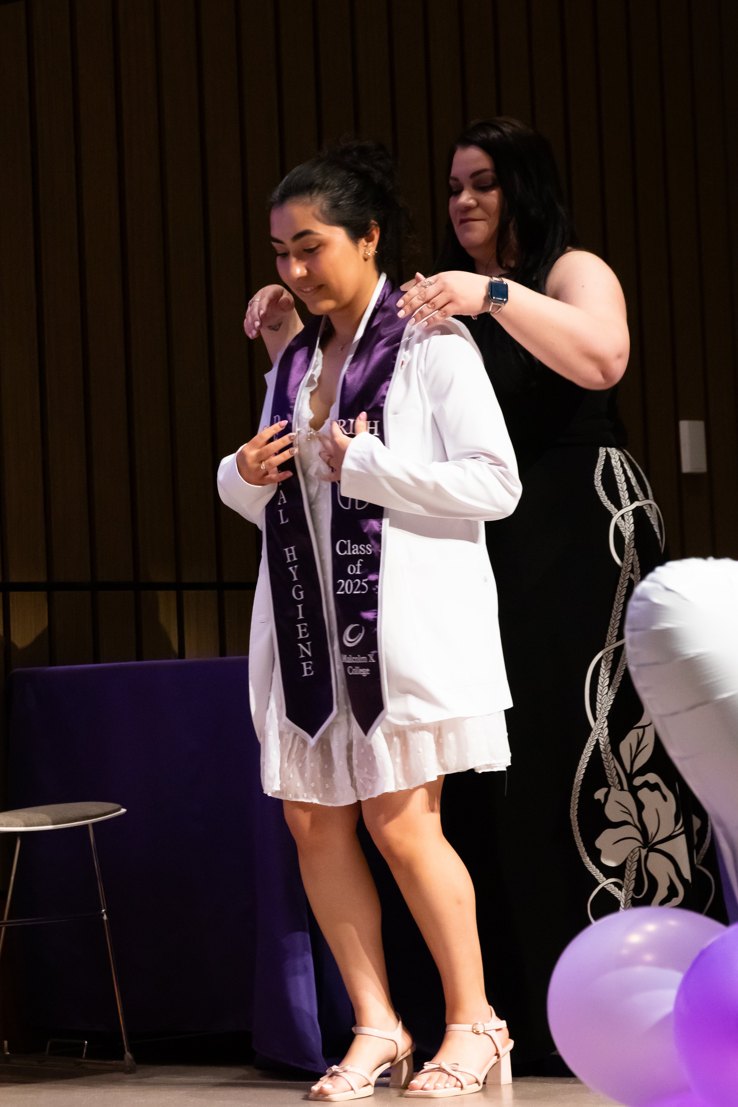 Dental Grad CeremoyA-9356.jpg