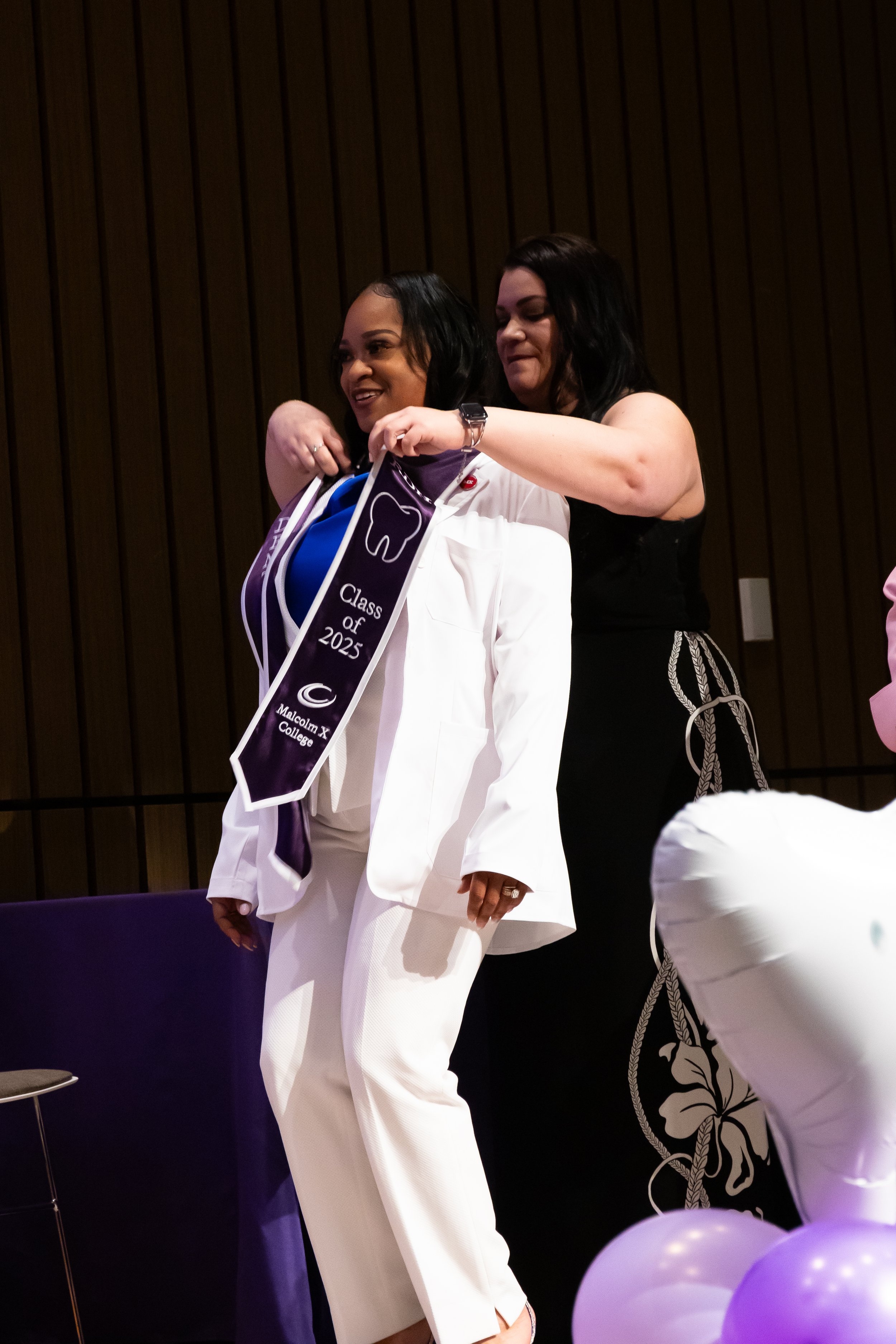 Dental Grad CeremoyA-9390.jpg
