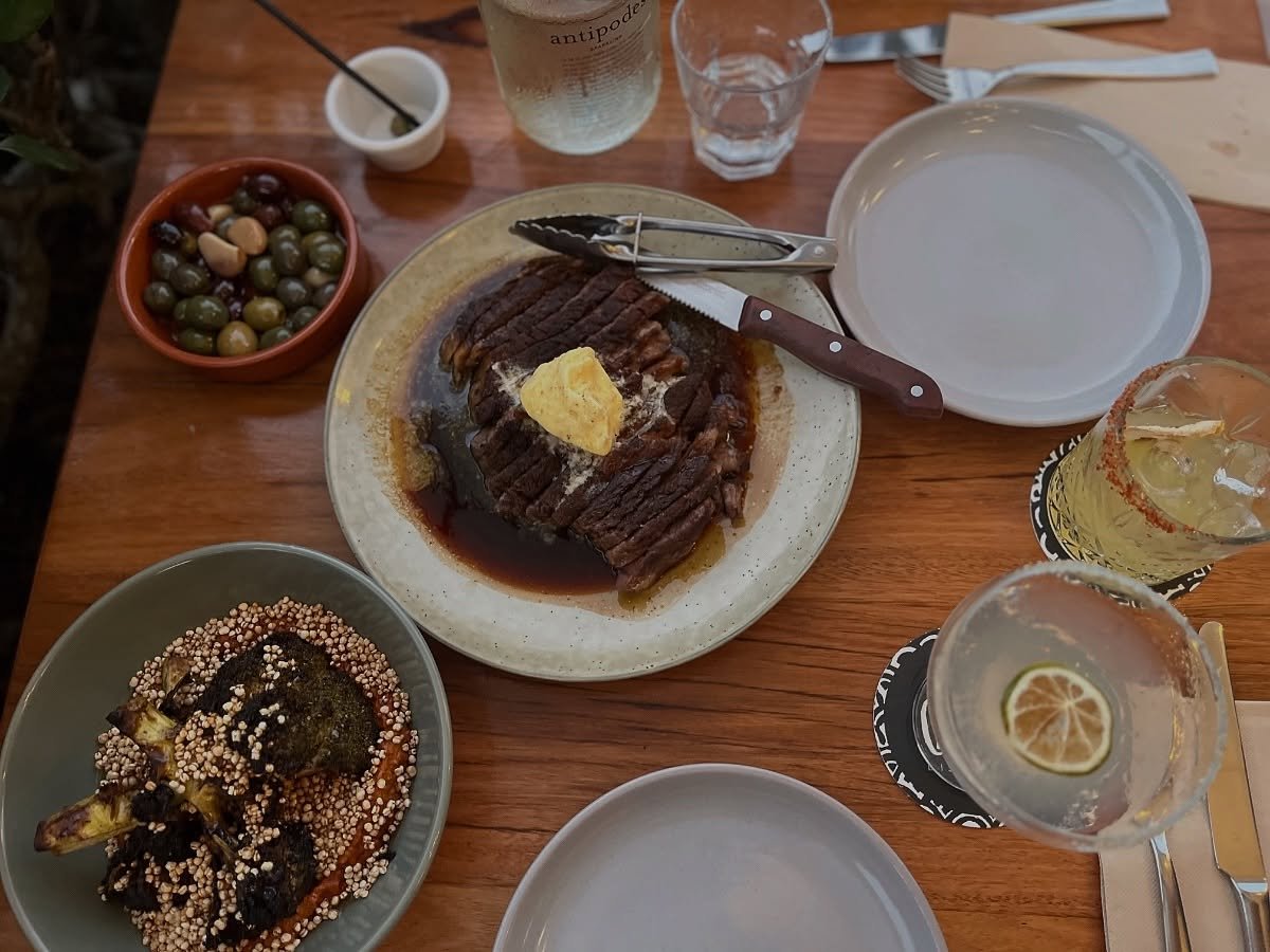 Celebrating our 4 year anniversary with @rattle_restaurant 🤤