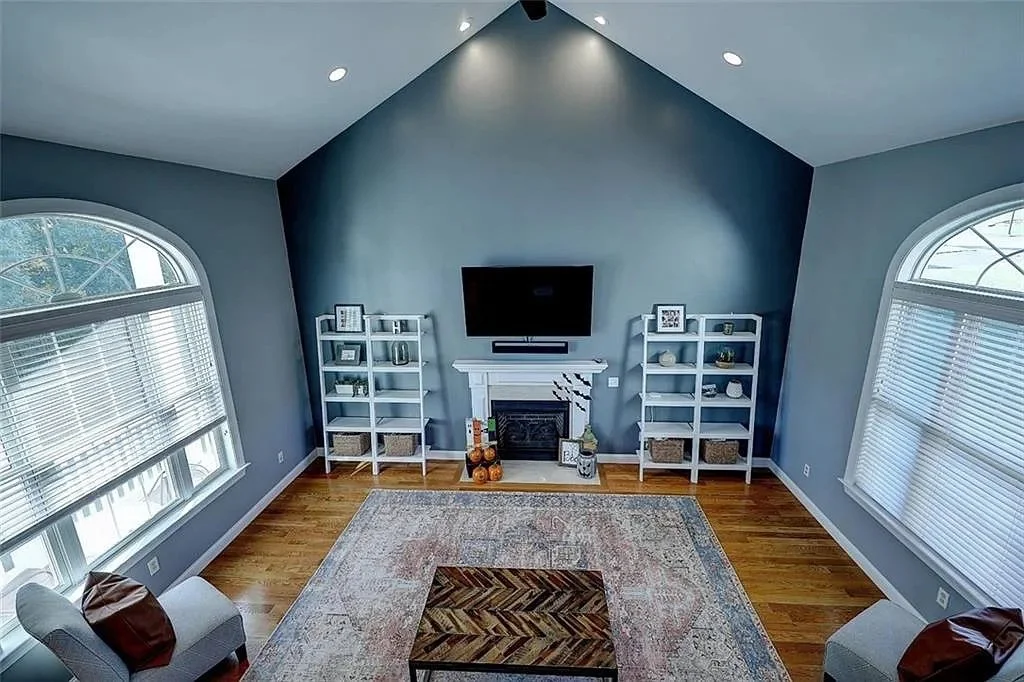 family room 4.jpg