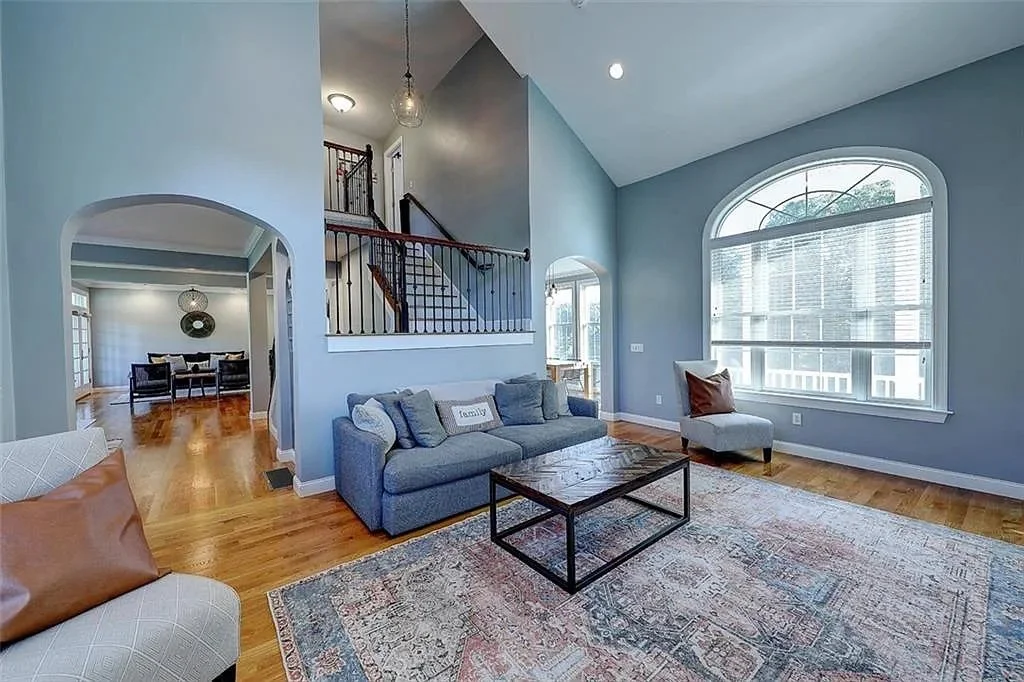 family room 3.jpg