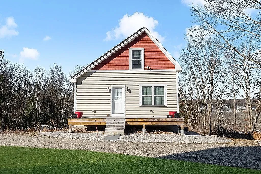 guest cottage.jpg