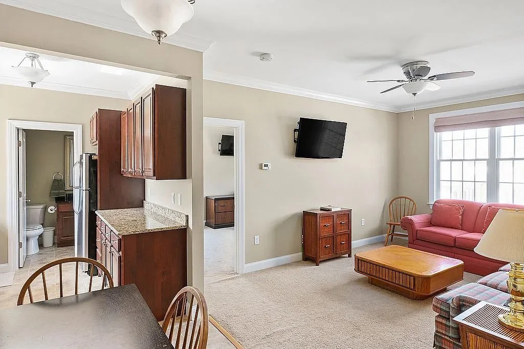 in law suite.jpg