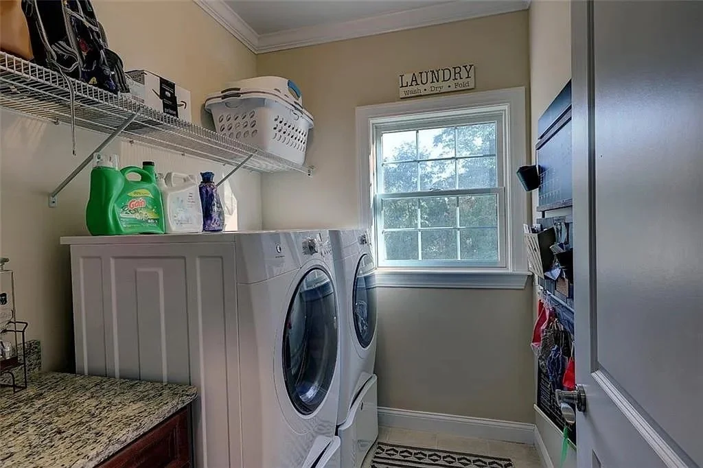 laundry.jpg