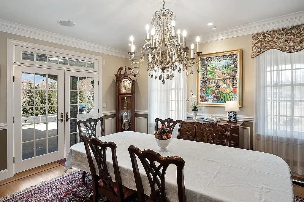 dining room.jpg