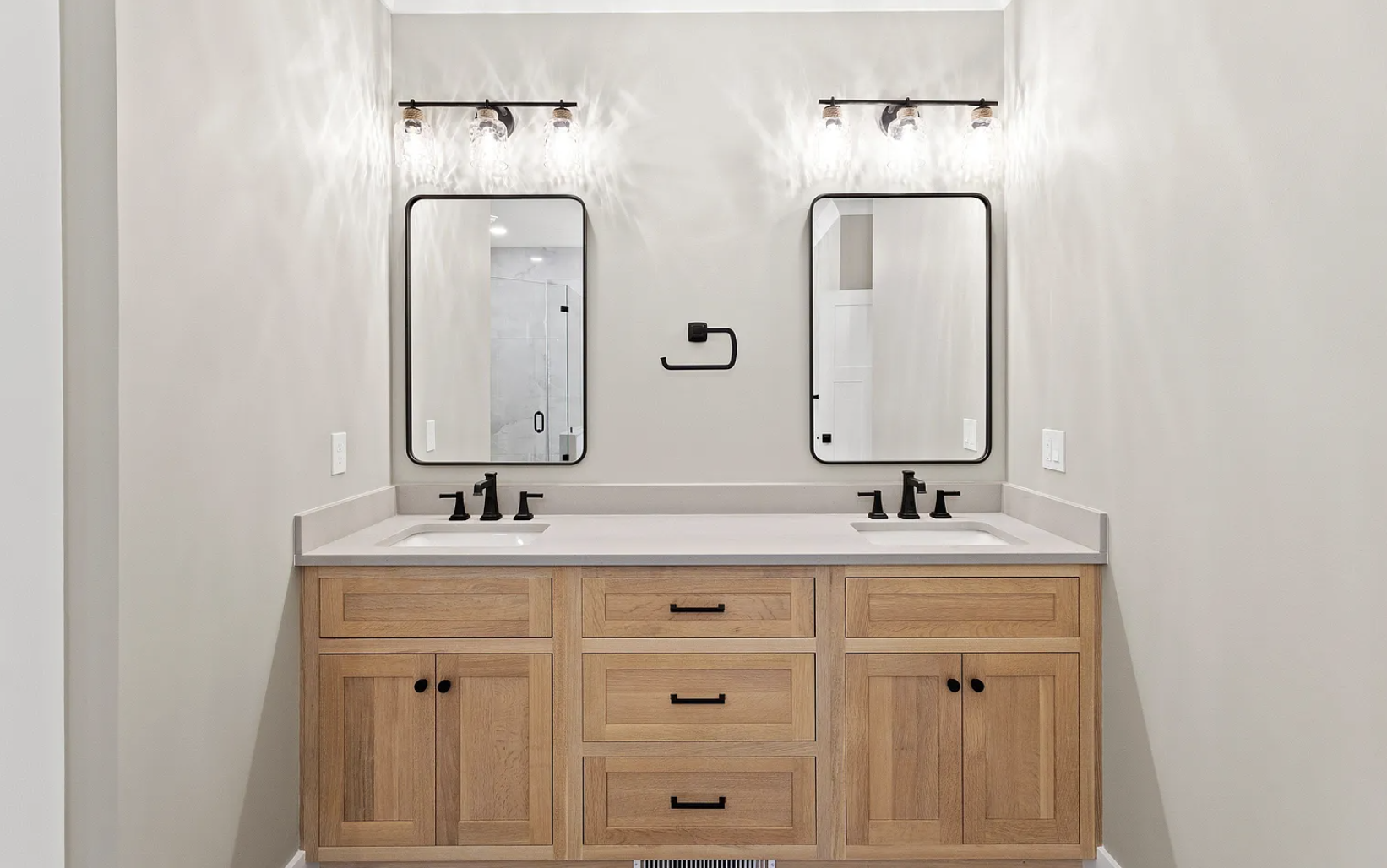 Shiloh - Quarter Sawn White Oak