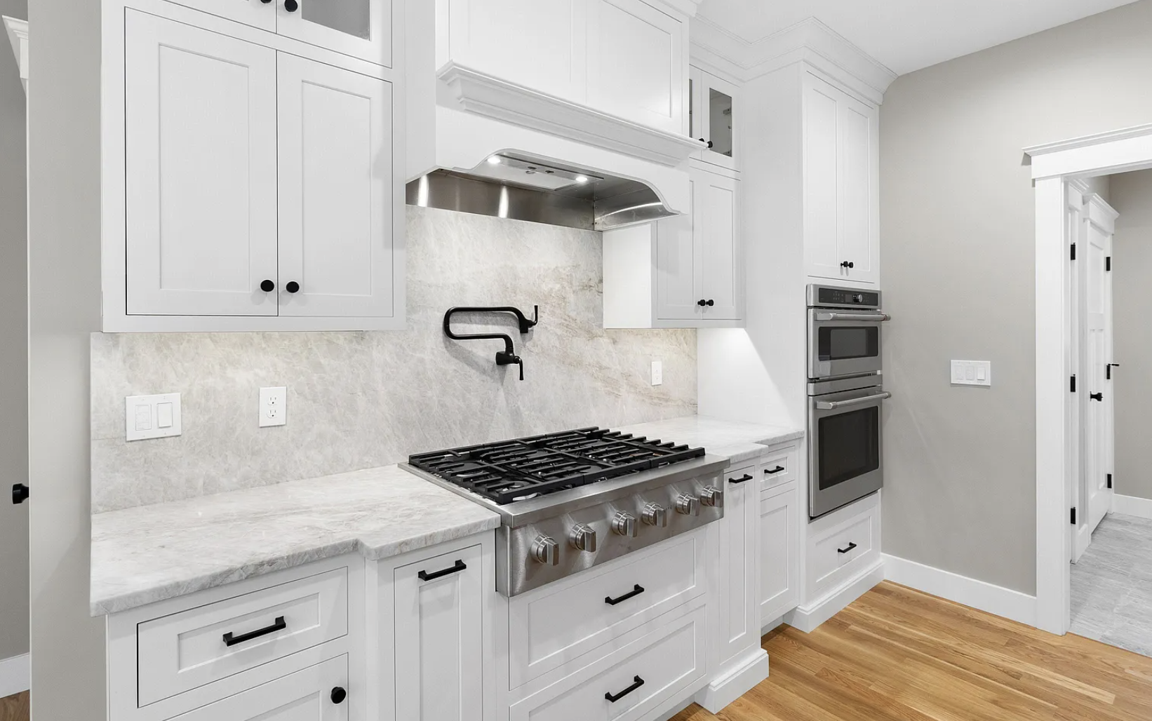 Shiloh - Polar White