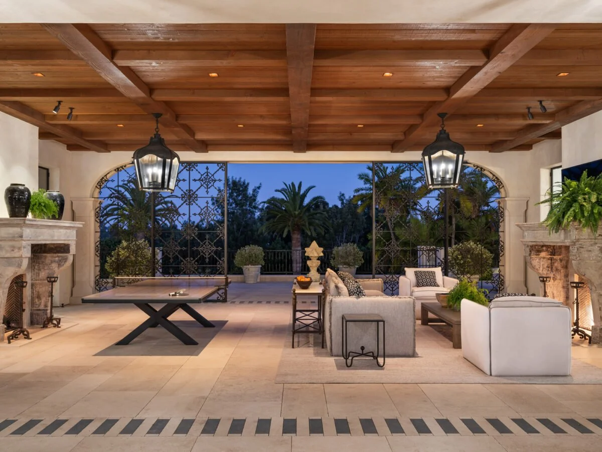 Patio lighting at Rancho Santa Fe, designed by Tirschwell Lighting, architecture by Shubin Donaldson, interiors by Lucas Interior, and landscape by Hocker Design.
