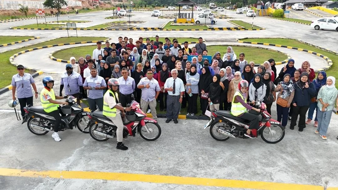 dapatkan lesen memandu hari ini